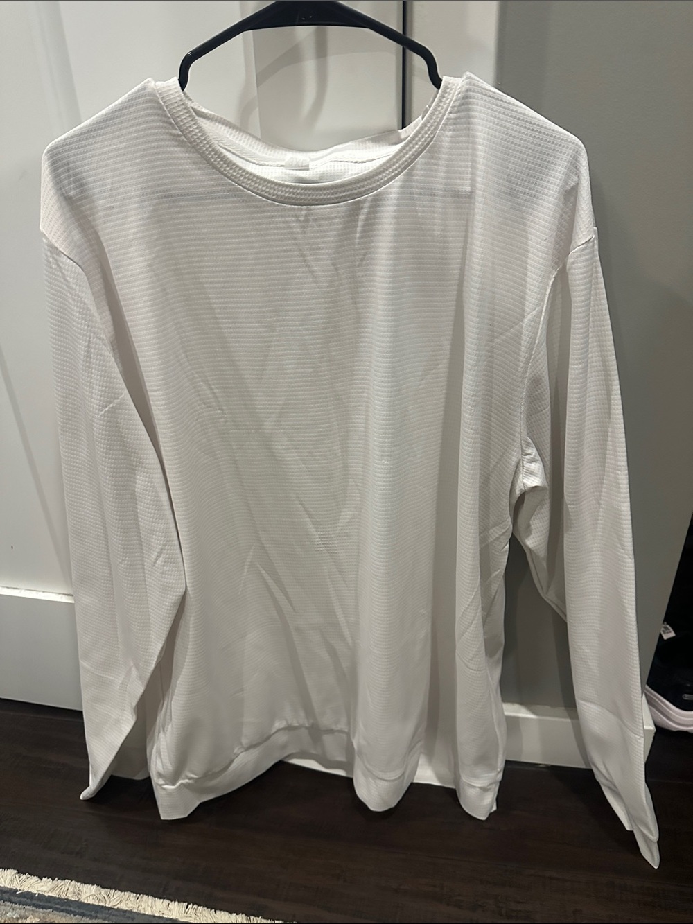 Men's White Long-Sleeve Crewneck Performance Shirt